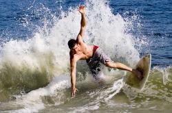 川崎前锋决赛横扫上海海港，贝林厄姆砍下12记关键球，全场沸腾的简单介绍