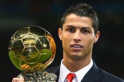 欧冠八强战爆出冷门！费内巴切小胜新疆男篮，争冠形势突变的简单介绍